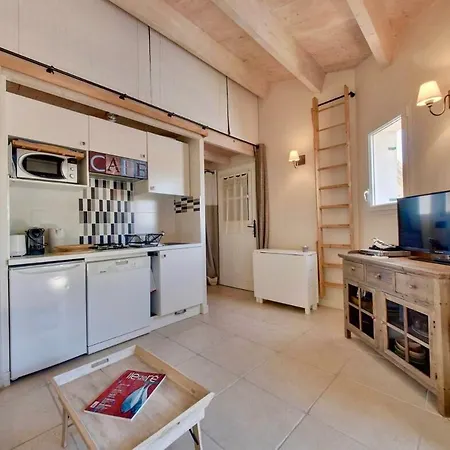 110 L'annexe Cute House Сен-Мартен-де-Ре