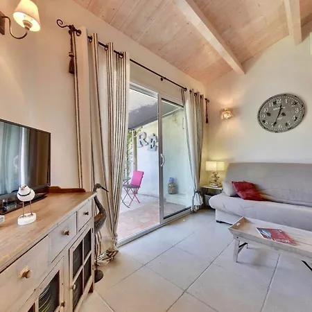 Holiday home 110 L'annexe Cute House Saint-Martin-de-Re